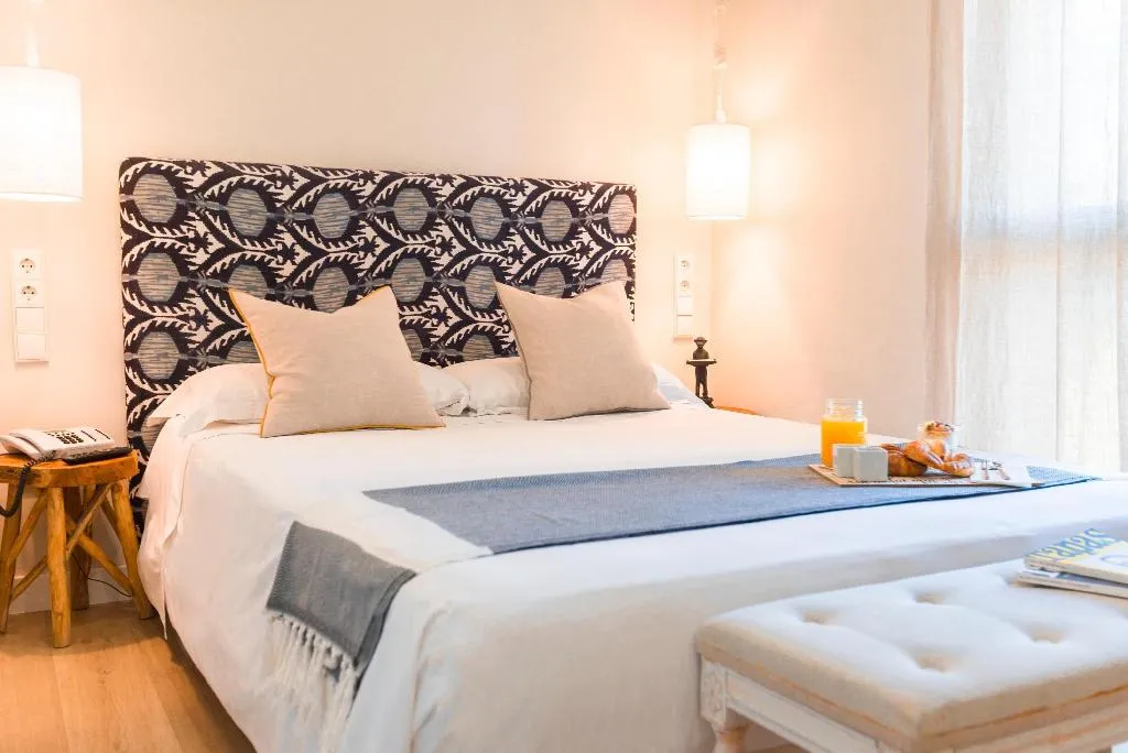 Room, The Corner House, Seville