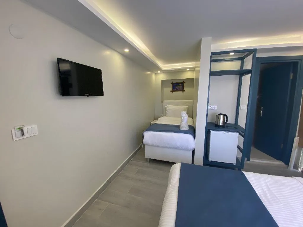 TRIPLE SEA VIEW Room, Cunda Villa Anka, Izmir
