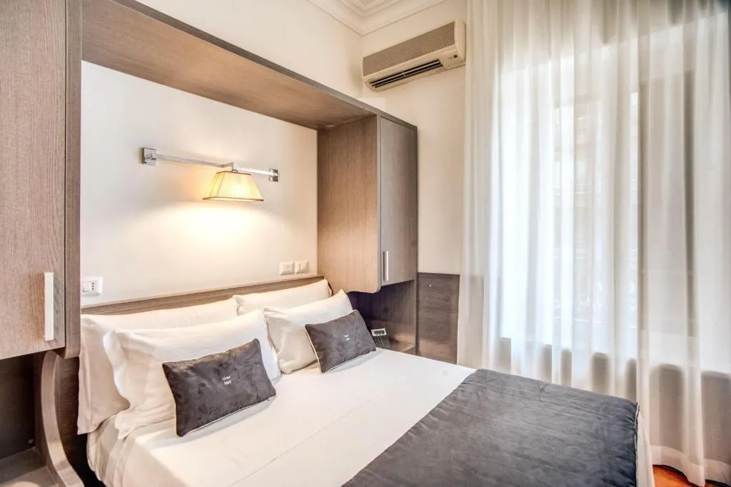 Room, Hotel Mirti, Rome