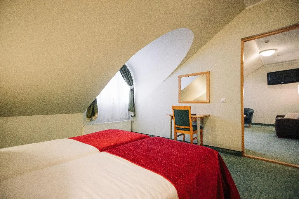 SUITE RESORT VIEW Room, Rixwell Viru Square Hotel, Tallinn