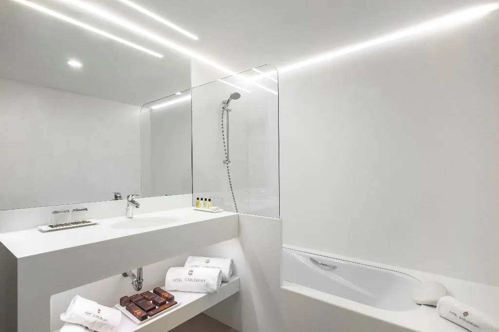 DOUBLE SUPERIOR Room, Carlemany, Costa Brava