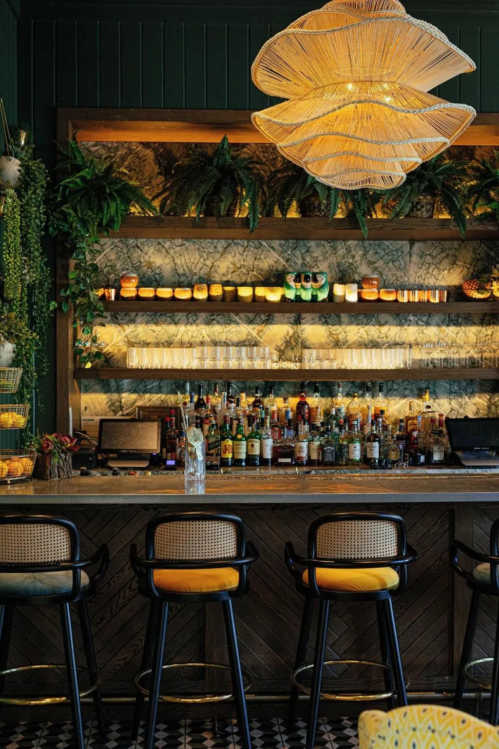 Bar, The Island House, Nassau