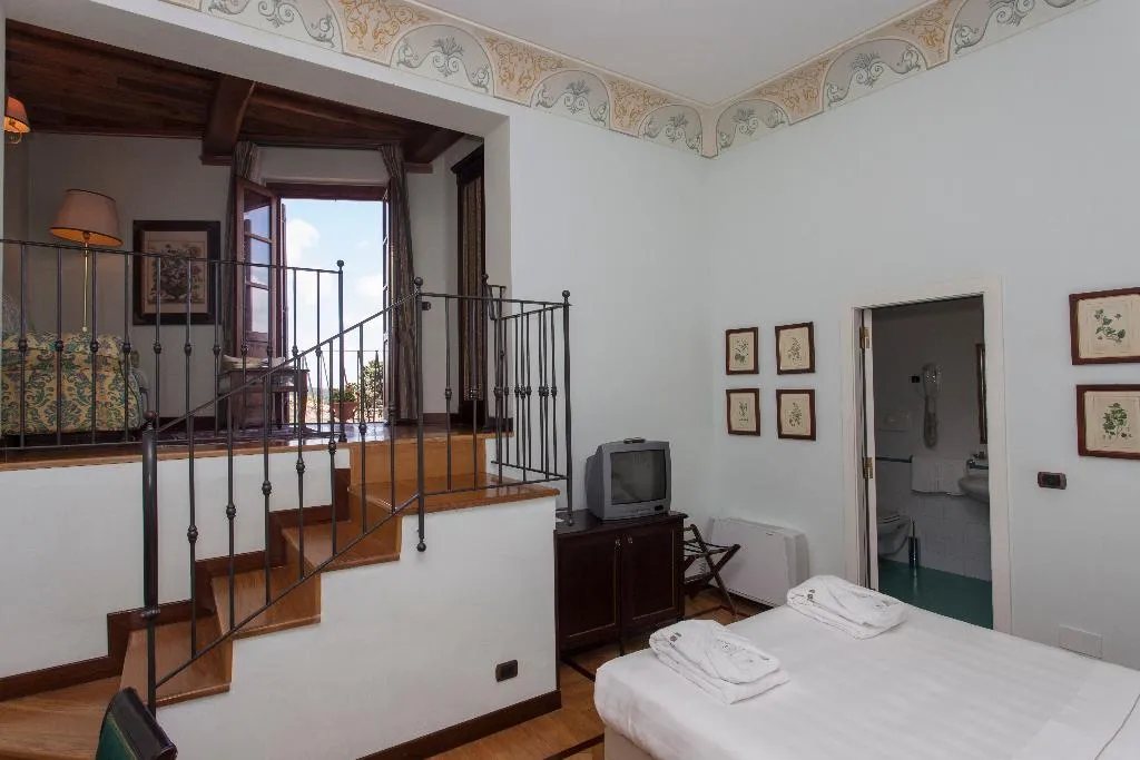 JUNIOR SUITE SUPERIOR Room, Palazzo Mannaioni Toscana, Florence