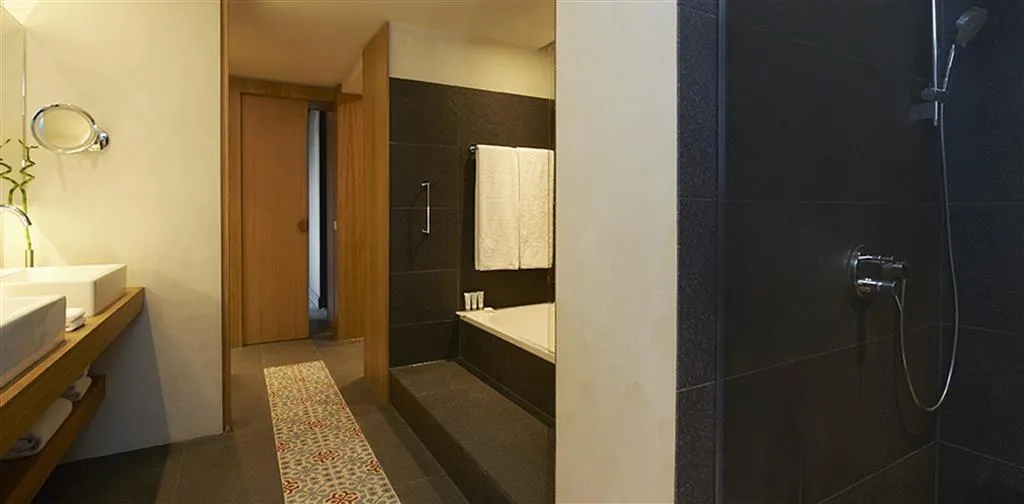 Room, Le Meridien Barcelona, Barcelona