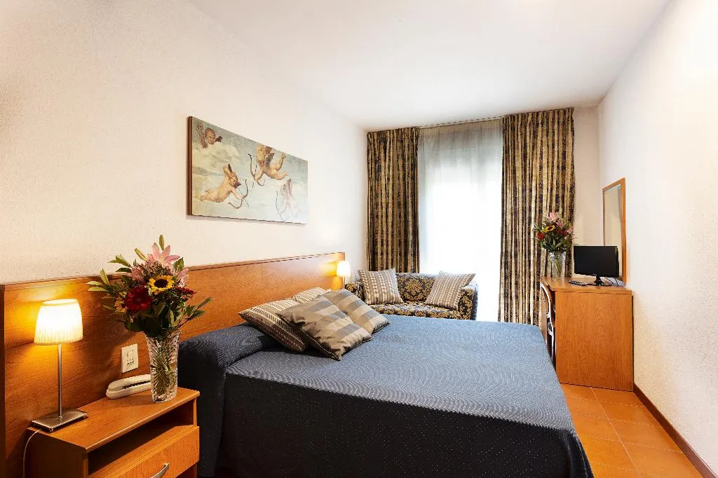 DOUBLE STANDARD Room, Corolle, Florence