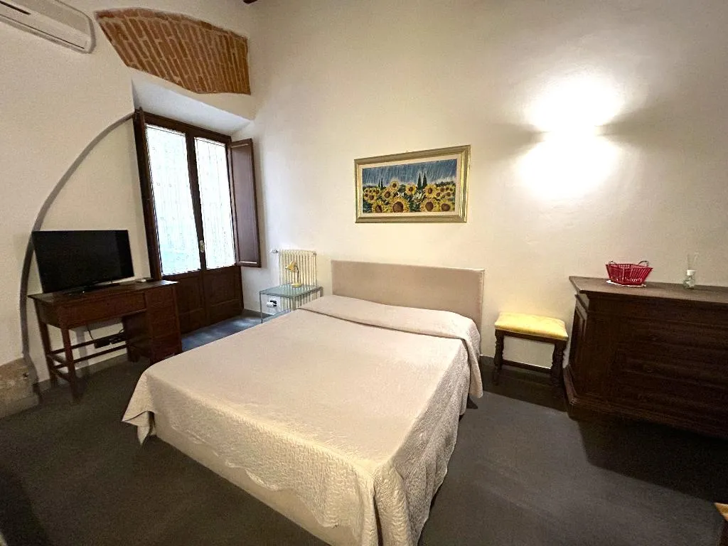 SINGLE STANDARD Room, La Corte Del Re, Florence