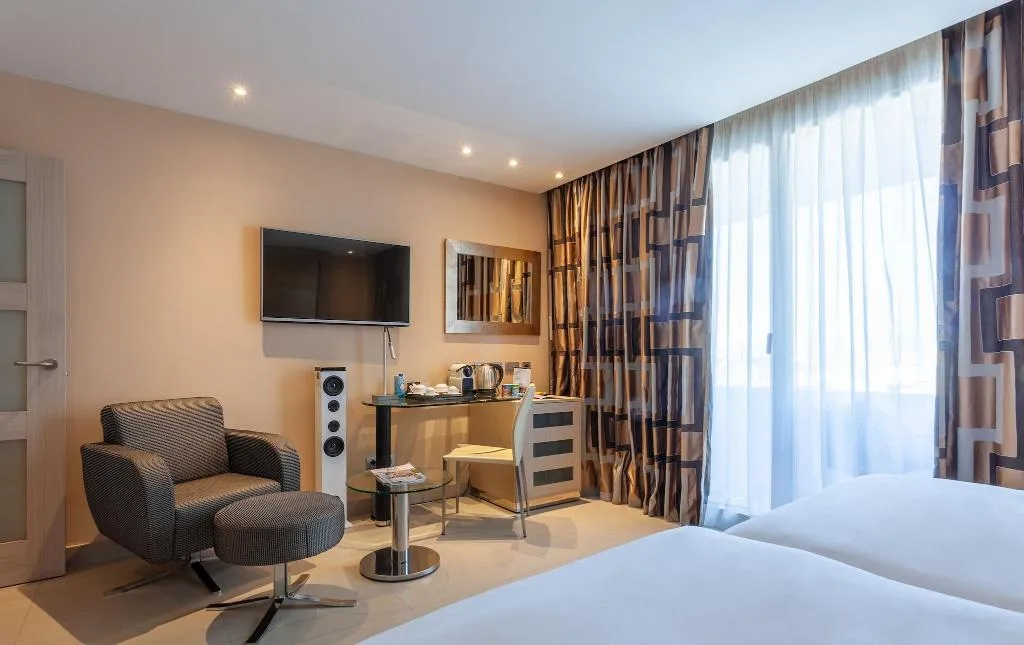 Room, Melia Sevilla, Seville