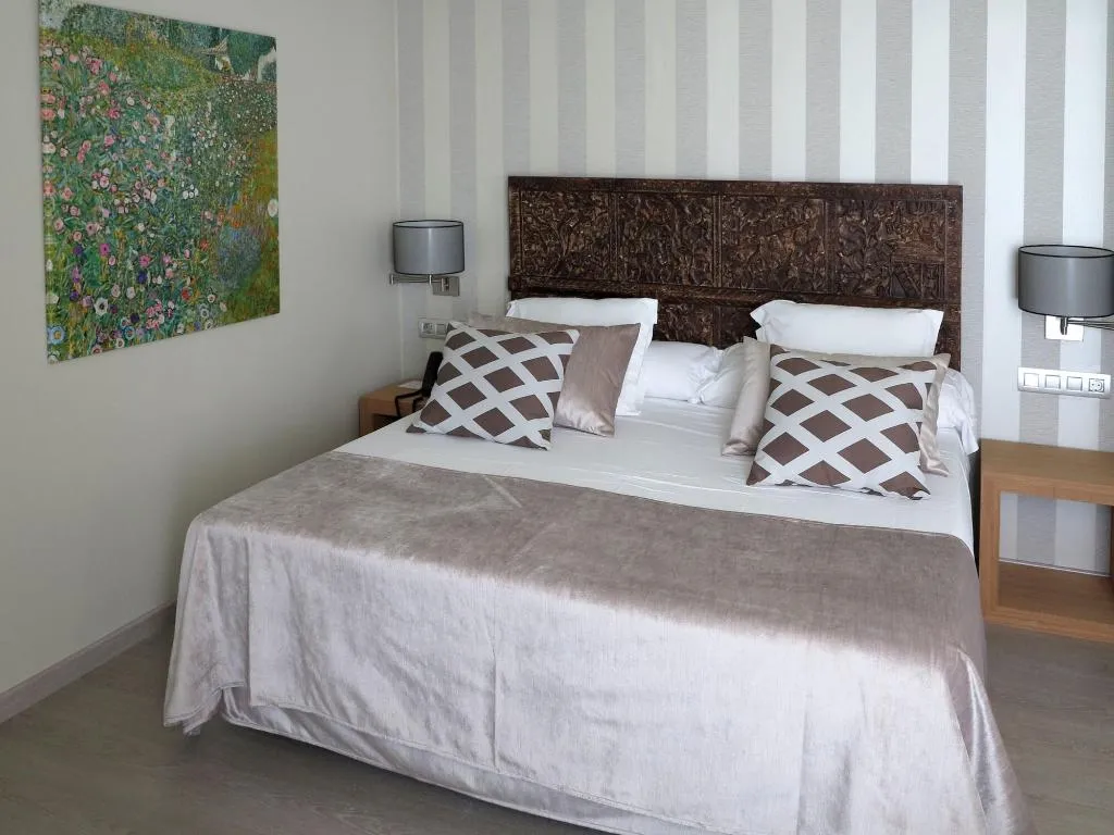 Room, Serennia Exclusive Rooms, Barcelona