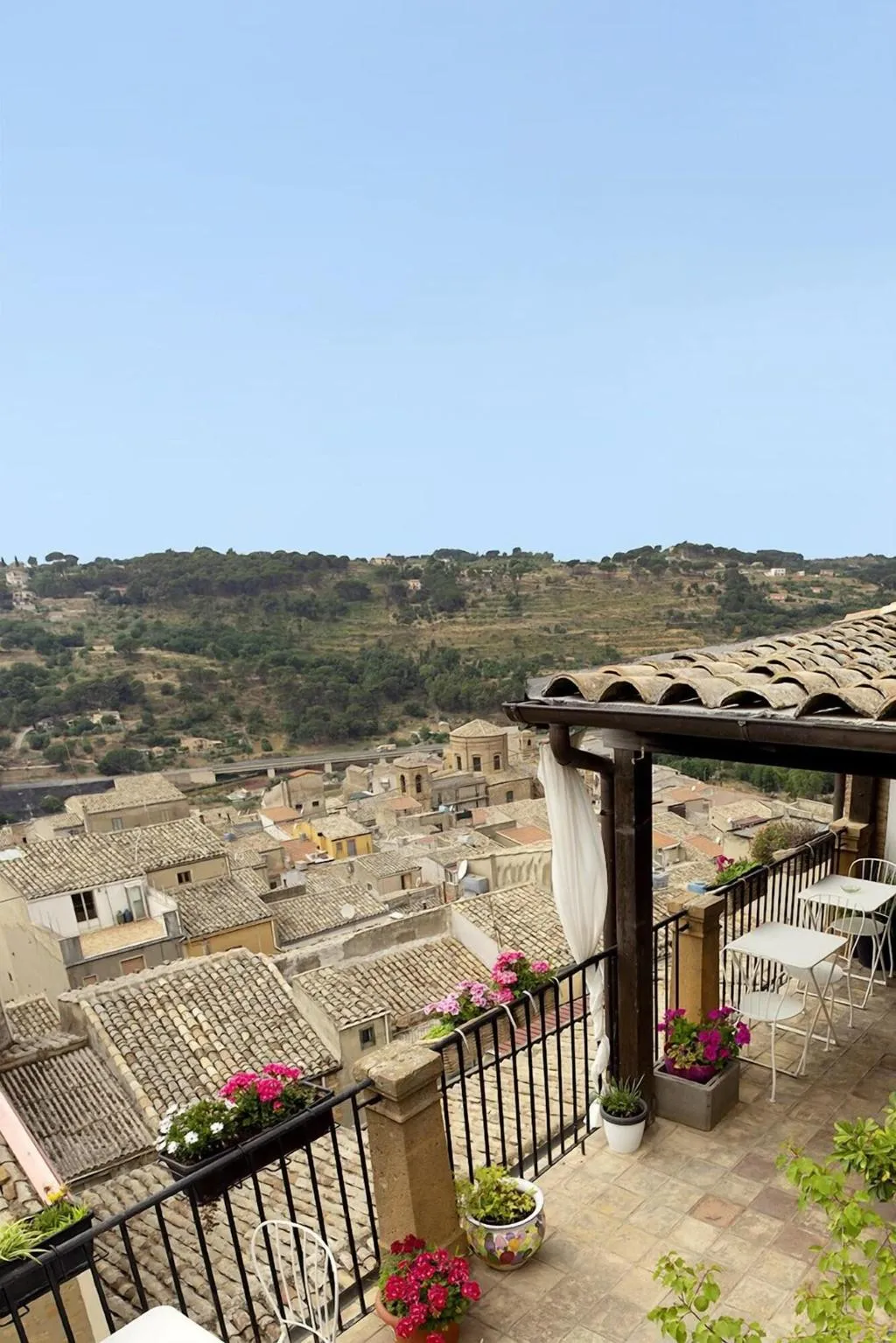 General view, Suite d'autore, Palermo