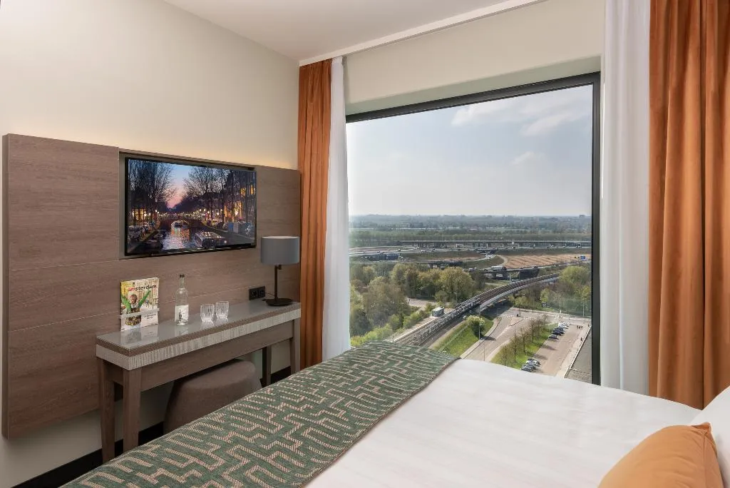 SUITE STANDARD Room, Leonardo Royal Hotel Amsterdam, Amsterdam