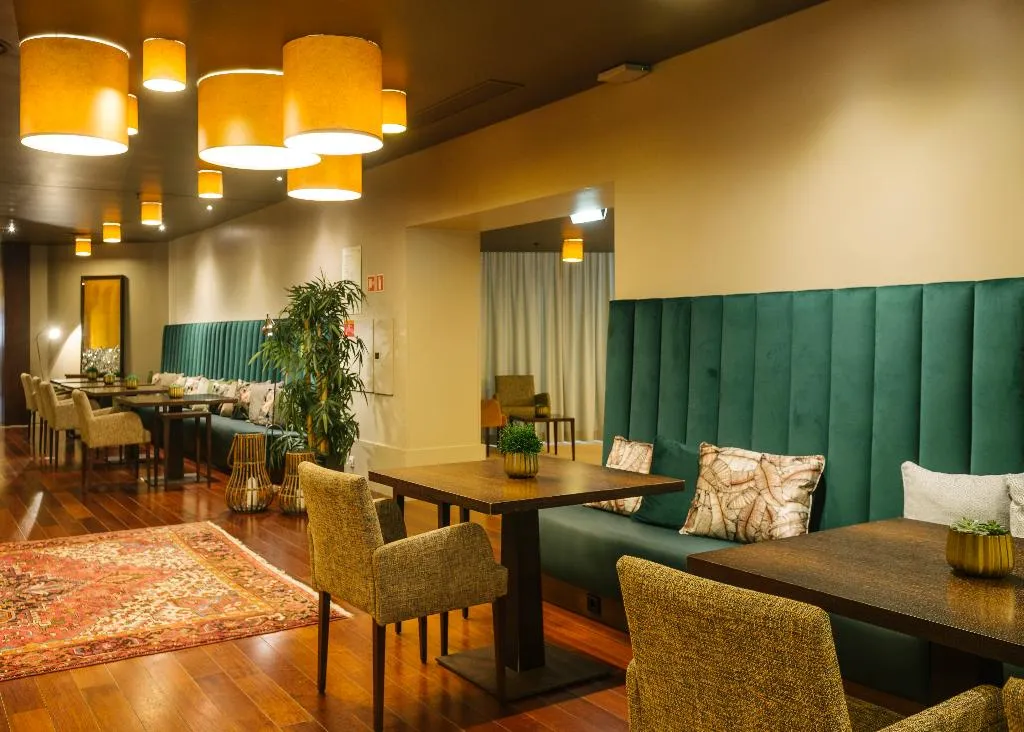 Restaurant, Gaia Residence, Porto