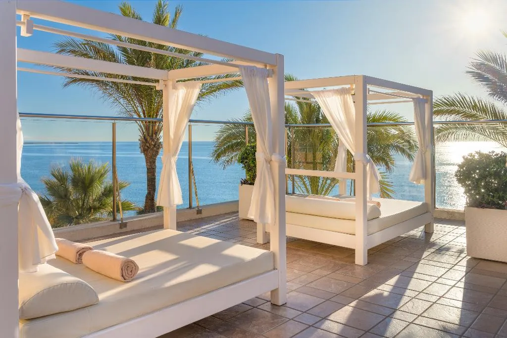 Terrace, Elba Estepona Gran Hotel & Thalasso Spa, Costa Del Sol