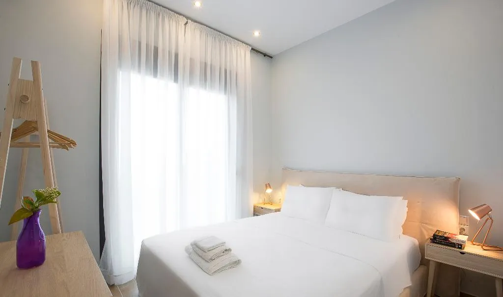 VILLA THREE BEDROOMS WITH PRIVATE POOL Room, Skiathos Gea Villas, Skiathos