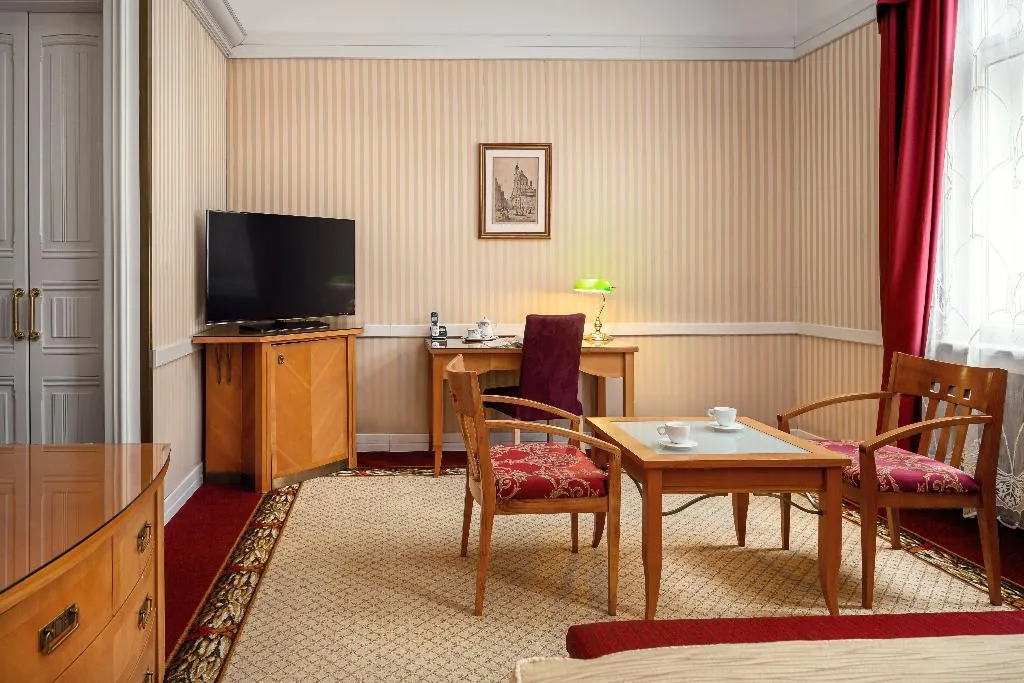 JUNIOR SUITE STANDARD Room, Hotel Paris Prague, Prague