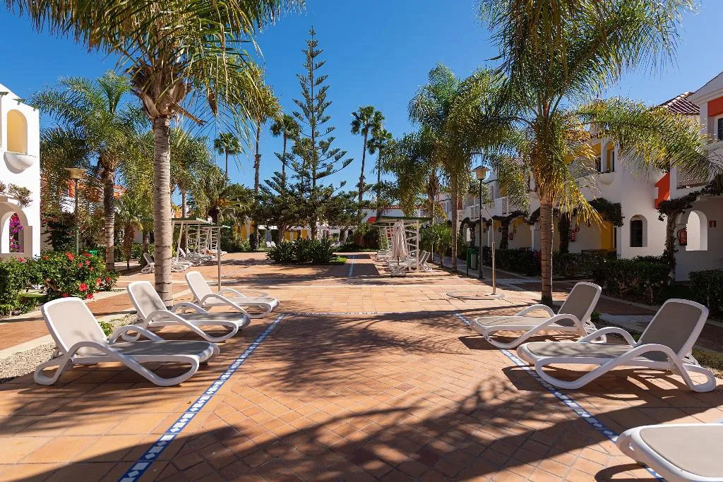Terrace, Bungalows Cordial Green Golf, Gran Canaria