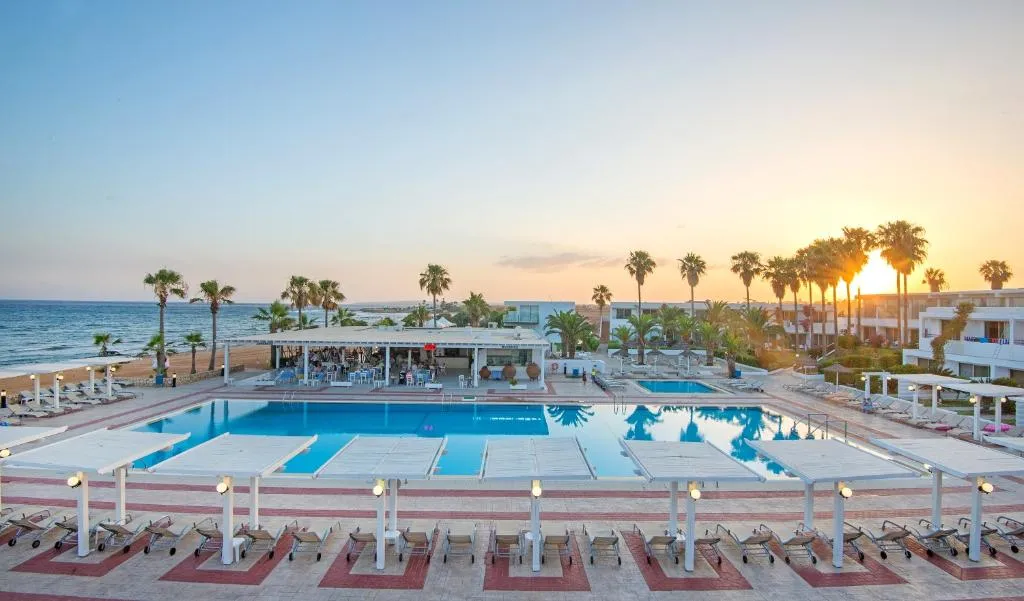 Pool, The Dome Beach Hotel & Resort, Cyprus