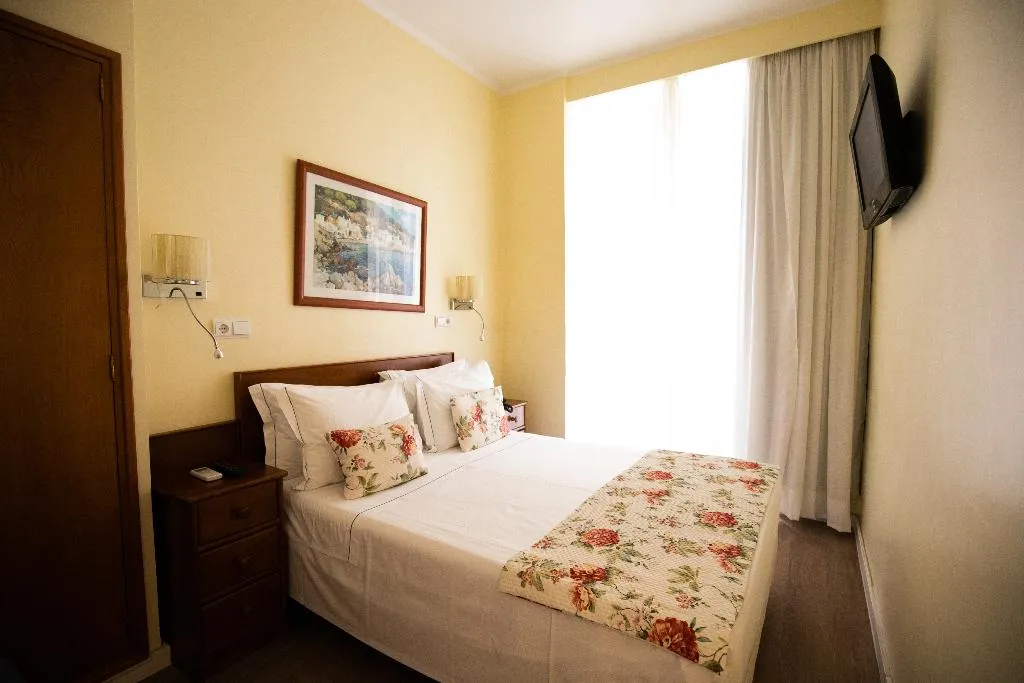 SINGLE STANDARD Room, Hotel Florescente, Lisbon