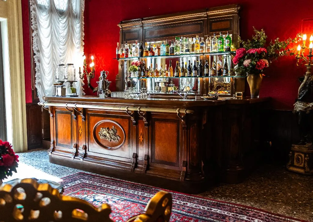 Bar, Palazzo Paruta, Venice