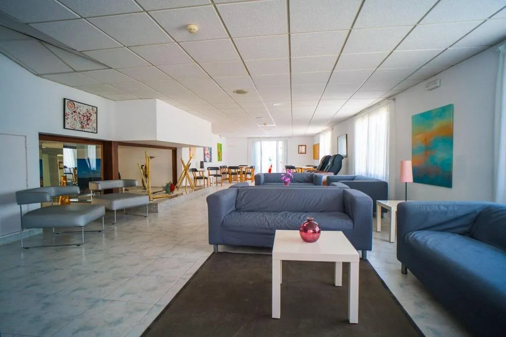 Lobby, Sur, Majorca