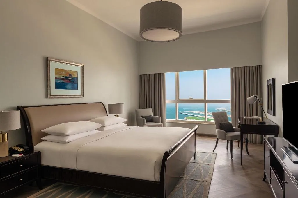 Room, Dubai Marriott Harbour Hotel & Suites, Dubai