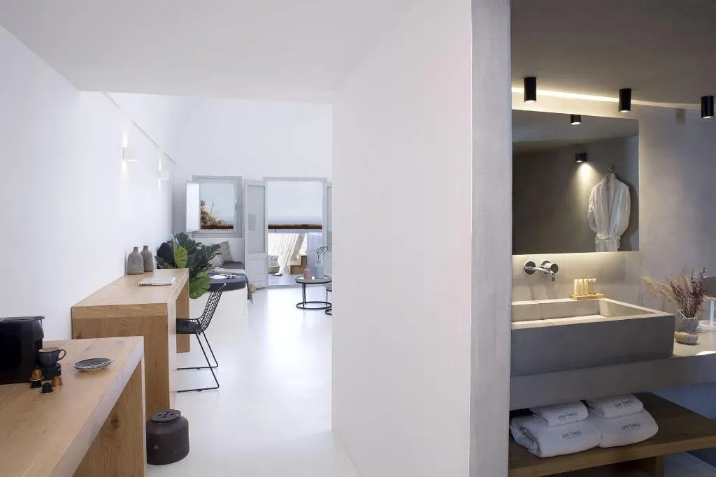 Room, June Twenty Suites, Santorini