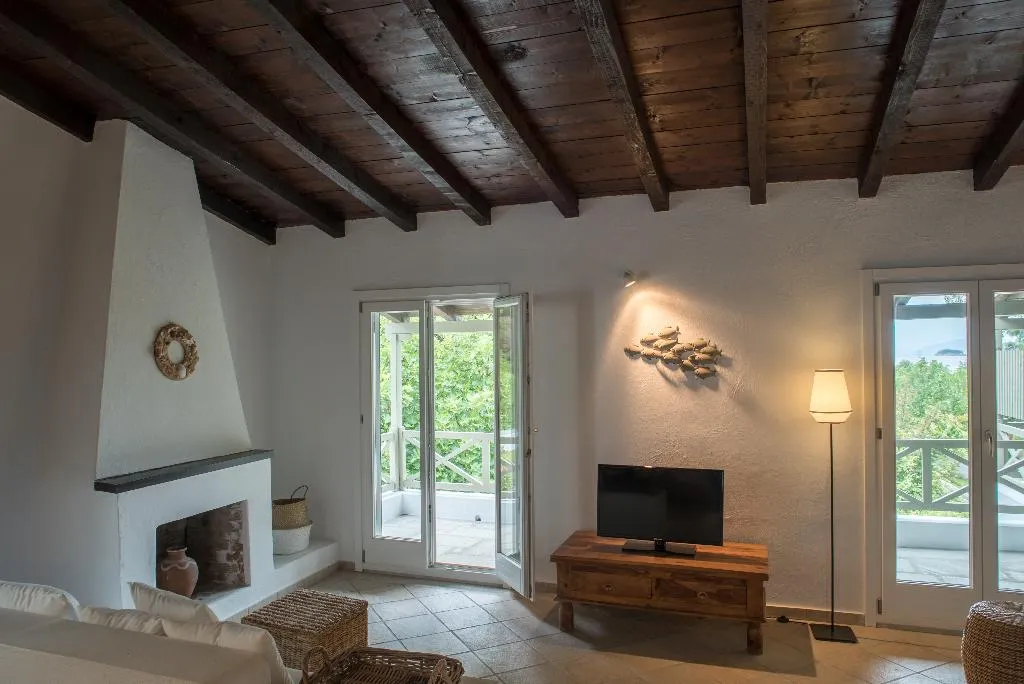VILLA GRAND Room, Skiathos Holidays Hotel, Skiathos