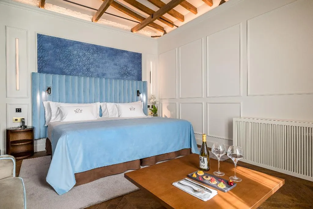 Room, Palacio Gran Via, A Royal Hideaway Hotel, Andalucia