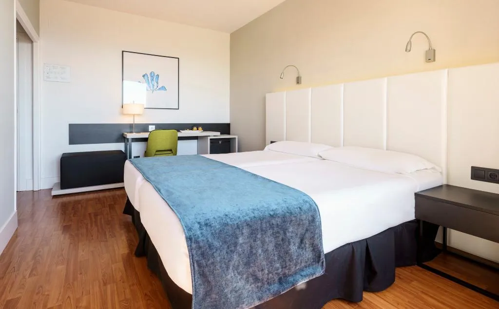 Double or Twin SEA VIEW Room, Ilunion Caleta Park, Costa Brava