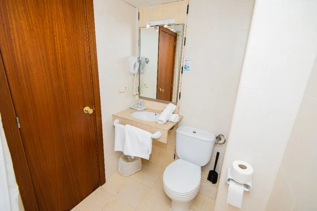Double or Twin WITH BALCONY Room, Bella Mar, Majorca