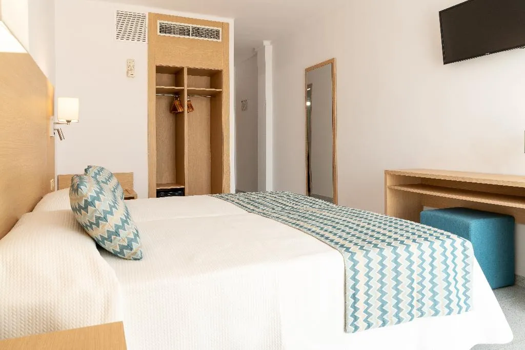 Double or Twin SUPERIOR Room, Riutort, Majorca