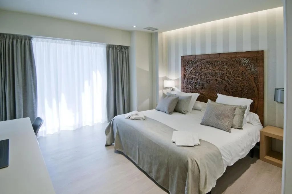 Room, Serennia Exclusive Rooms, Barcelona