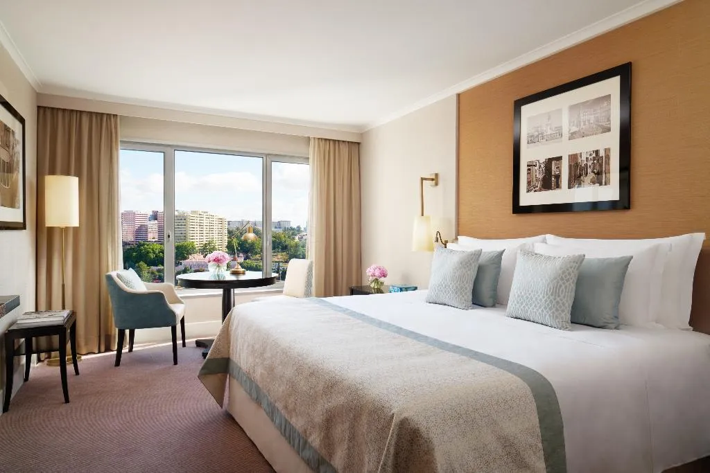 FAMILY ROOM DELUXE Room, Corinthia Lisbon, Lisbon