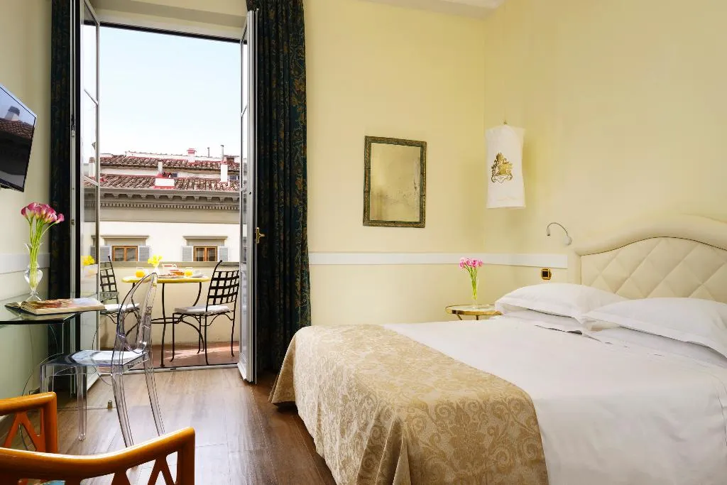 TRIPLE STANDARD Room, Kraft, Florence