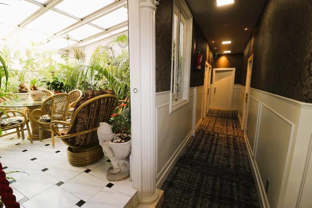 Lobby, Hostal Hispano-Argentino Gran Via, Madrid