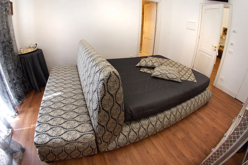 DOUBLE SUPERIOR WITH BALCONY Room, B&B Palazzo del Teatro, Catania