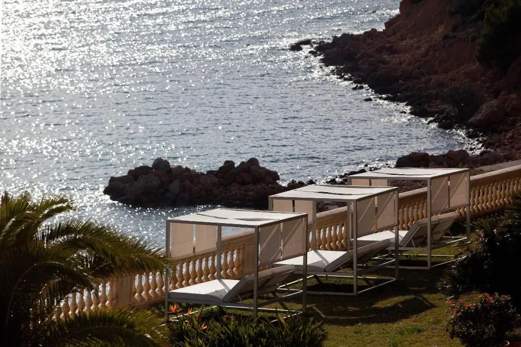 Sports and Entertainment, Pure Salt Port Adriano, Majorca