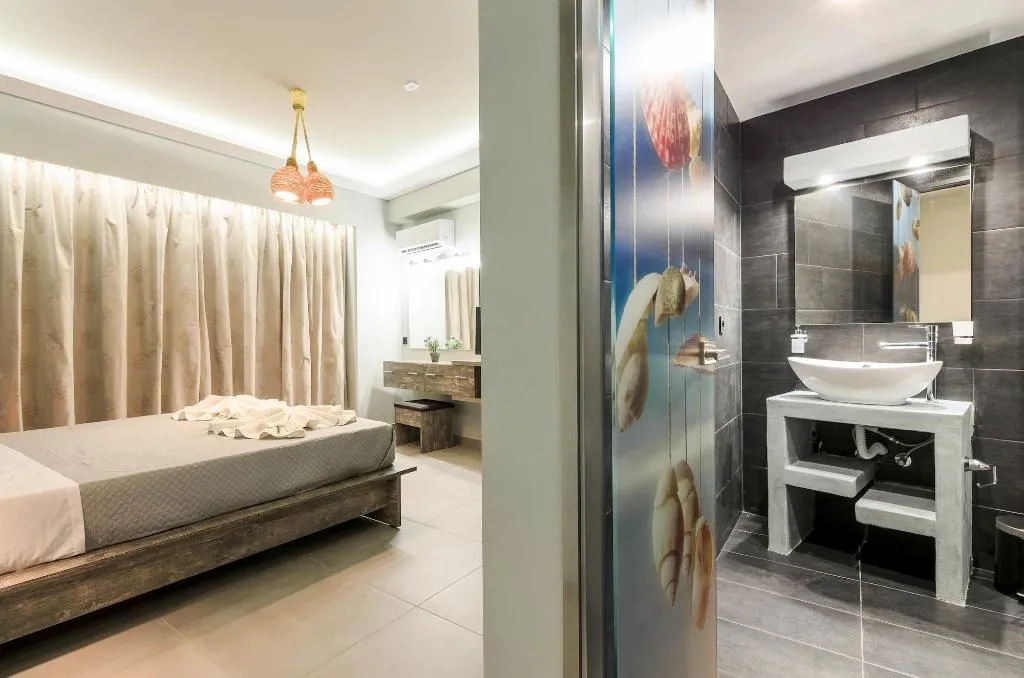 Room, Artemis Room, Zante