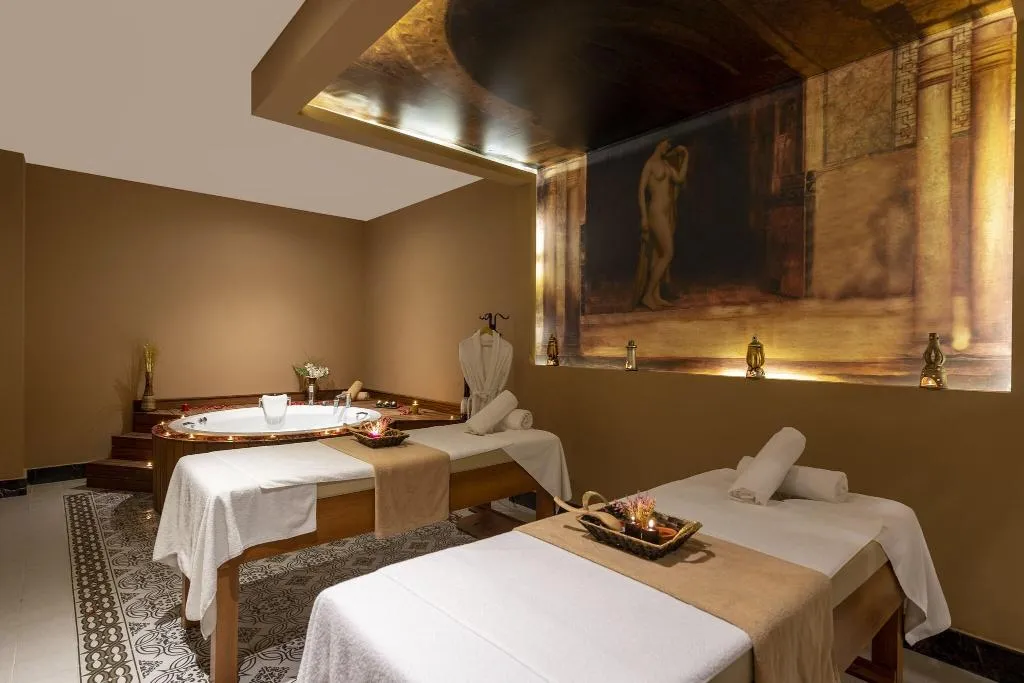 Sports and Entertainment, Side Premium, Antalya