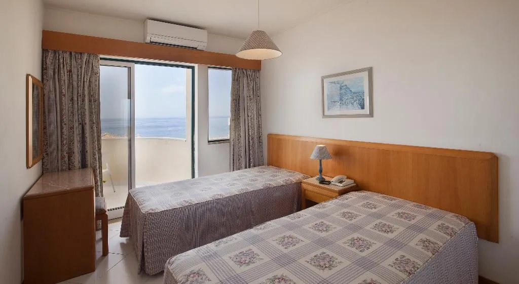 APARTMENT SEA VIEW TWO BEDROOMS Room, Algarve Mor Apartamentos, Algarve