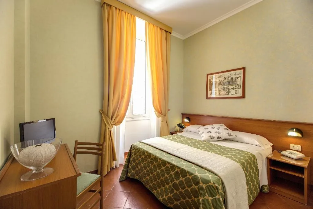 DOUBLE STANDARD Room, Corona, Rome