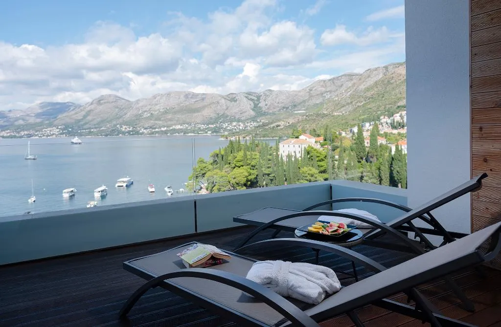 JUNIOR SUITE EXECUTIVE SEA VIEW Room, Hotel Cavtat, Dubrovnik