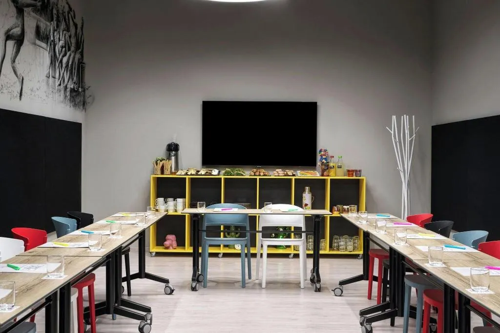 Conferences, Moxy Athens City, Athens