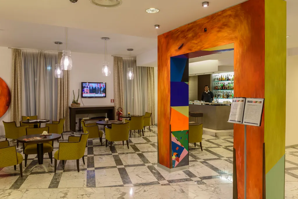 Bar, First Hotel Malpensa, Milan