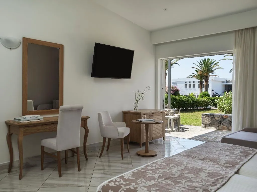 BUNGALOW PREMIUM Room, Civitel Creta Beach, Crete