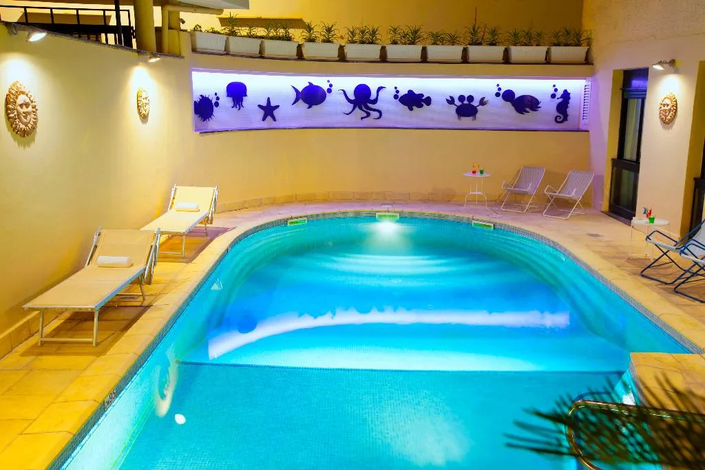 Pool, Panorama Palace, Naples