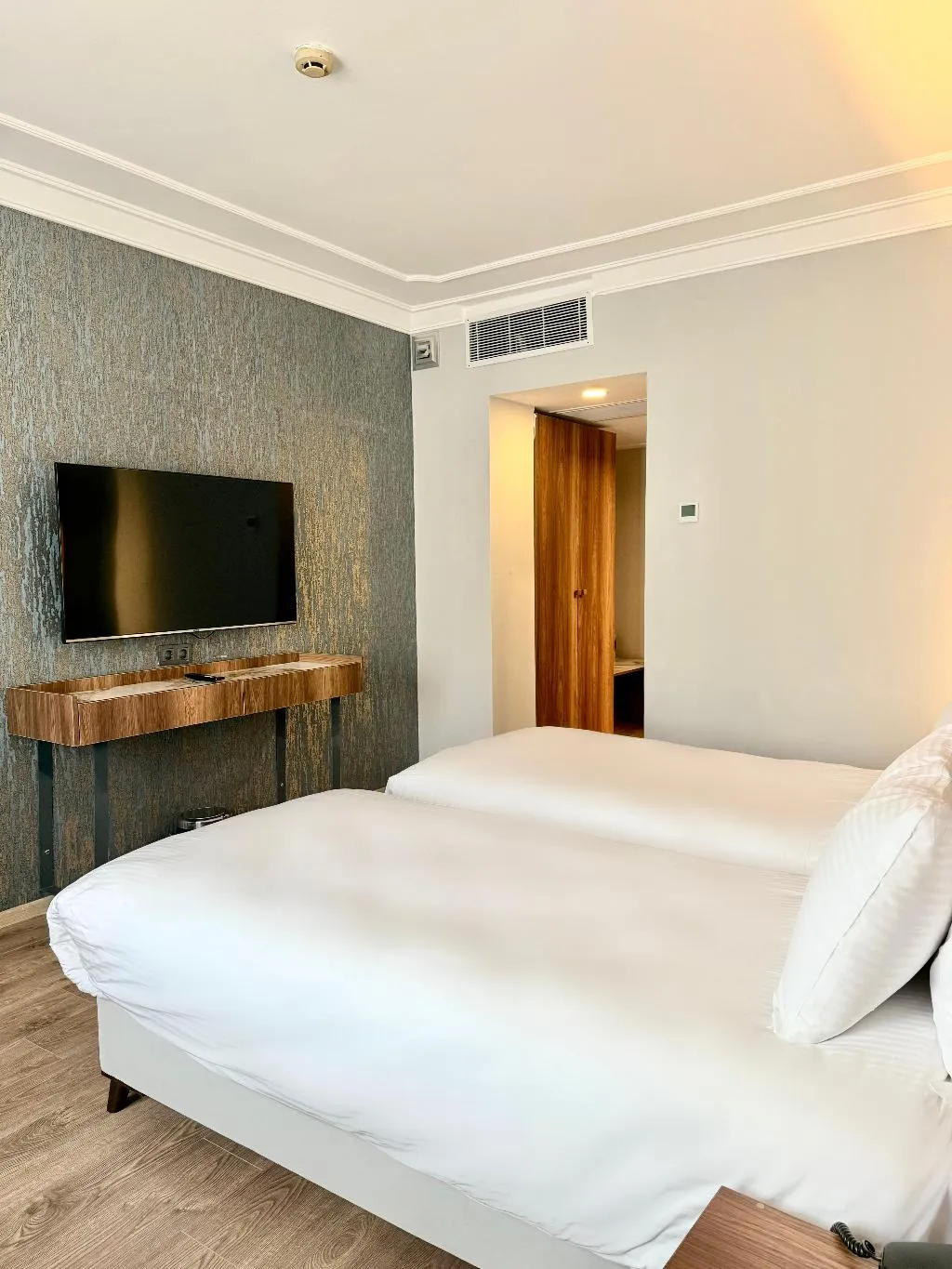 TWIN TWO BEDS Room, The Yali Konak Hotel Izmir, Izmir