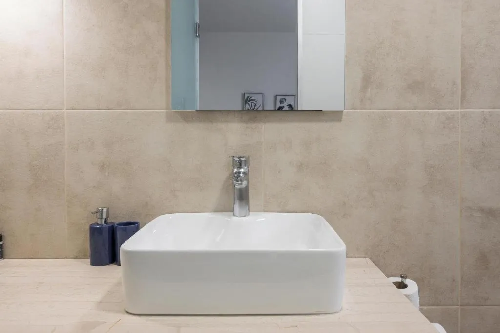 Room, Petritos Rooms And Studios, Crete