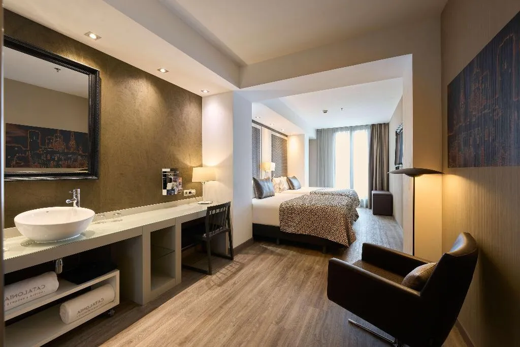 Room, Catalonia Square, Barcelona