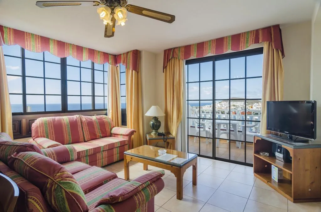 General view, Club Tenerife, Tenerife