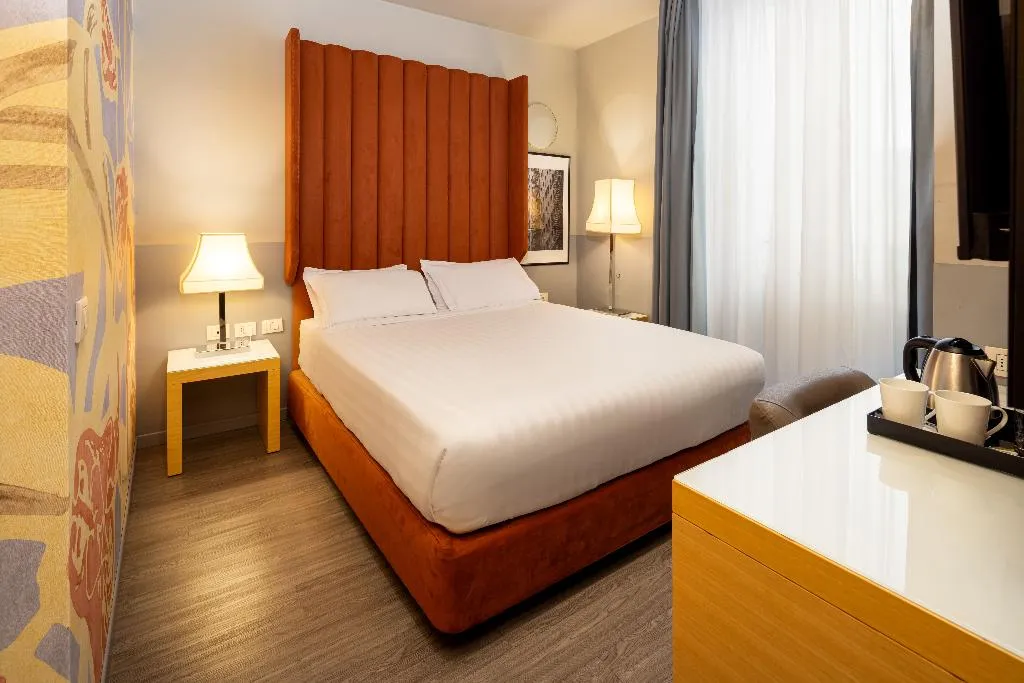 Room PREMIUM Room, Holiday Inn Milan Garibaldi Station, Milan